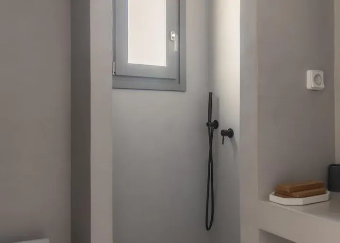 Siora Of Paros - Ammiralis & Castelis *