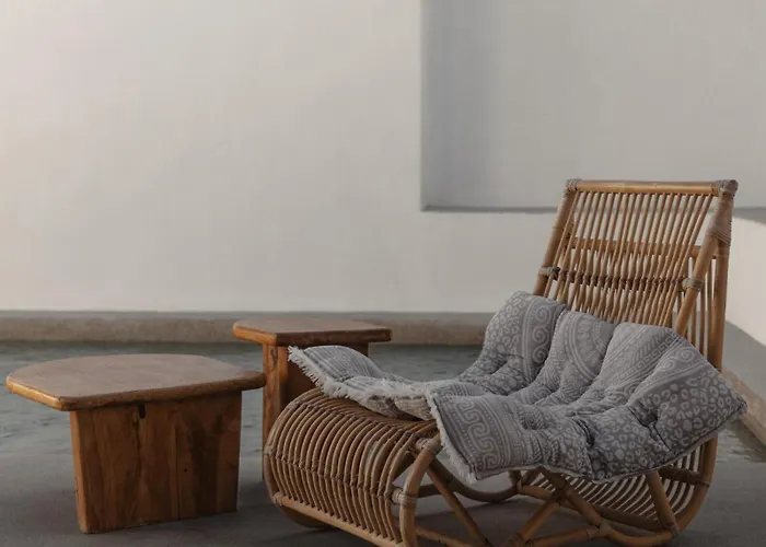 Siora Of Paros - Ammiralis & Castelis *